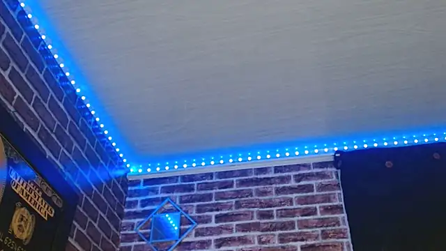 jordan bigcock  online show from 11, 2, 2026