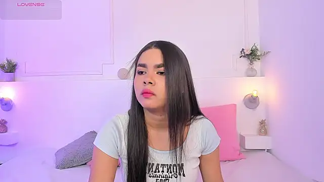 TianaGlow44 online show from 13, 2, 2026