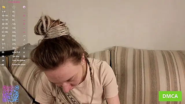 JohnetteConstine online show from 28, 10, 2025