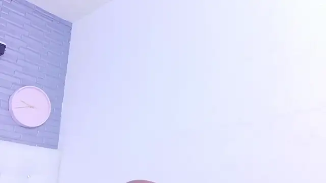 Snapshot of Hungry_pussy18 chatting on 4, 11, 2025 Hungry pussy18 online show from 4, 11, 2025