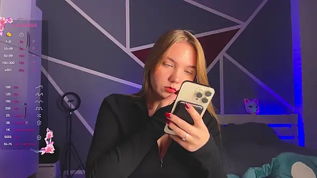 RebeccaEglitis online show from 24, 11, 2025