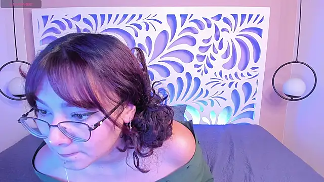 sunny maya  online show from 29, 11, 2025