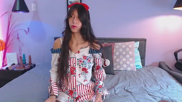 Jiwoo Dodoy  online show from 7, 11, 2025