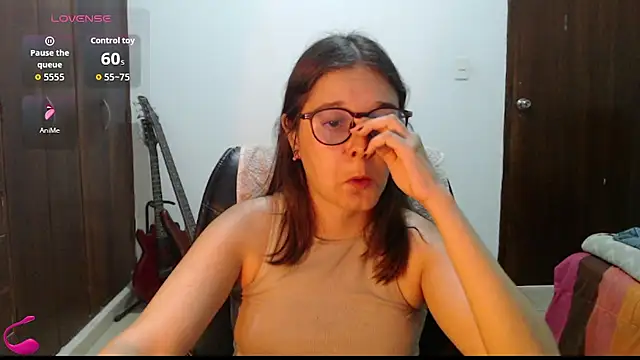 Snapshot of CarlaLorez chatting on 21, 5, 2026 CarlaLorez online show from 21, 5, 2026