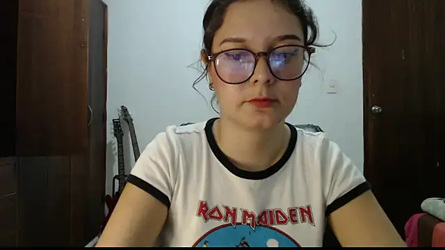 Snapshot of CarlaLorez chatting on 19, 5, 2026 CarlaLorez online show from 19, 5, 2026