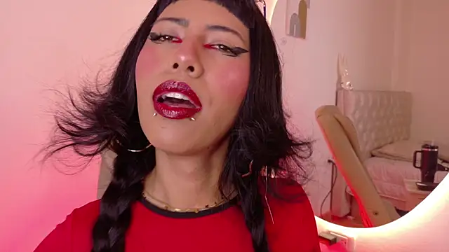 Nina fox 0691 online show from 17, 7, 2026