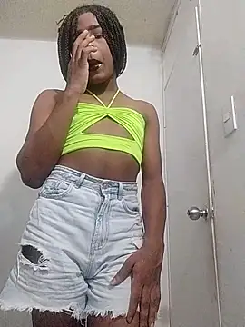 Snapshot of Nelsareth chatting on 16, 11, 2025 Nelsareth online show from 16, 11, 2025