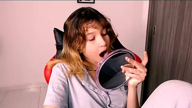 EmuOtori online show from 14, 1, 2026