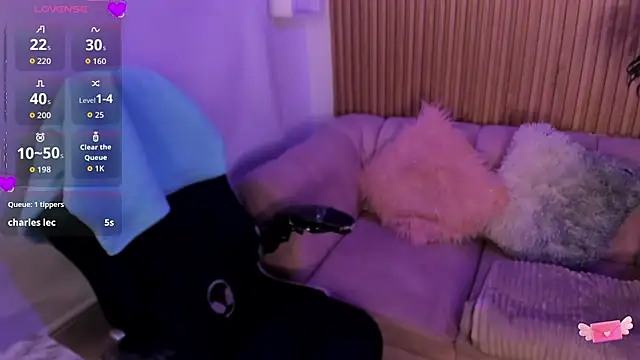 emmy rosse  online show from 8, 11, 2025