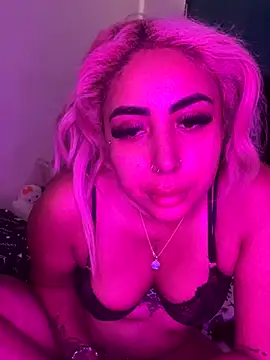 zara bellexx online show from 8, 11, 2025