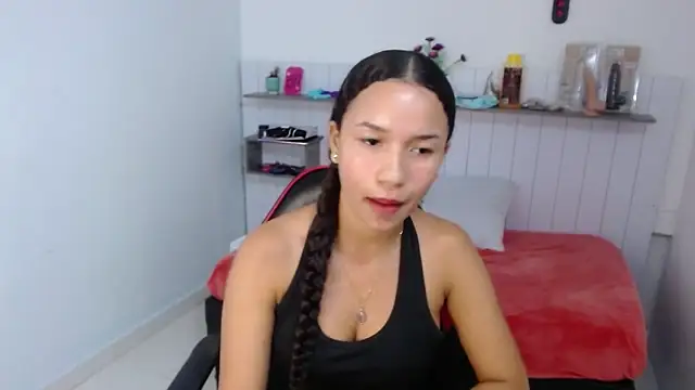 Hillary Bel online show from 8, 10, 2025