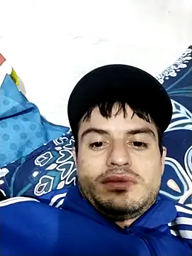 Snapshot of perrongo21 chatting on 22, 10, 2025 perrongo21 online show from 22, 10, 2025