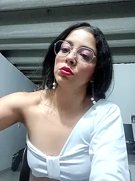 Eloisa smith online show from 16, 10, 2025