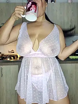 karla-bruni online show from 4, 2, 2026