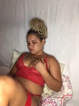 AliceXmoore online show from 2, 12, 2025