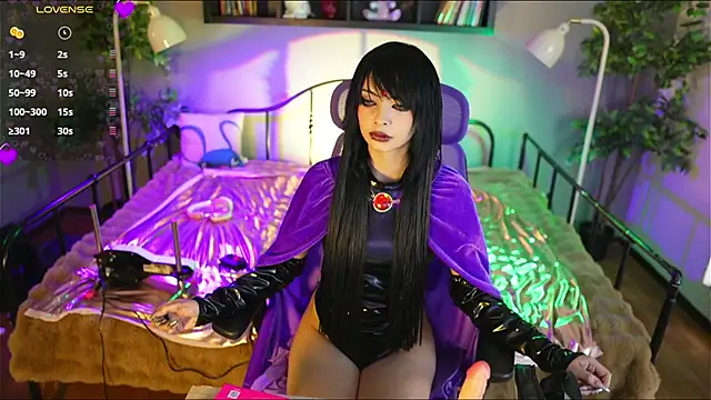 Snapshot of Bayonetta_doll chatting on 16, 10, 2025 Bayonetta doll online show from 16, 10, 2025