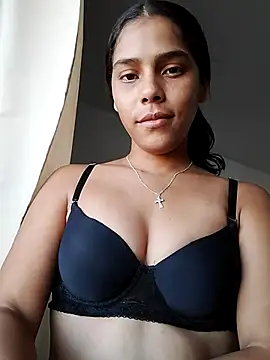Snapshot of Emily_playboy1 chatting on 16, 10, 2025 Emily playboy1 online show from 16, 10, 2025