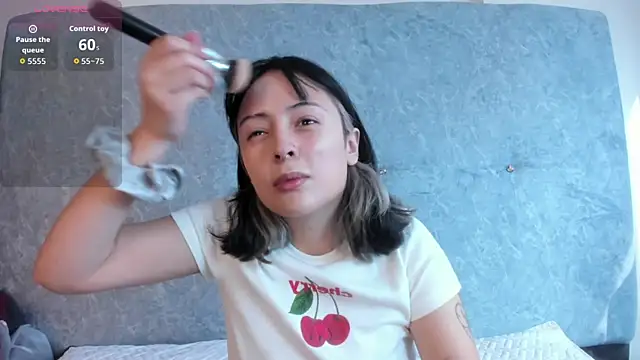 Mythical Girl online show from 6, 11, 2025