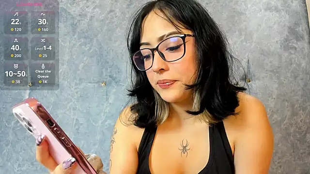 Mythical Girl online show from 24, 11, 2025