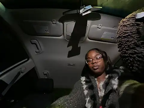 twerkaholic120 online show from 4, 3, 2026