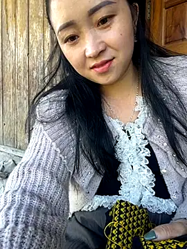 miemie-xx online show from 28, 11, 2025