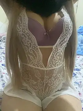 Snapshot of Sexy-Meryam chatting on 13, 5, 2026 Sexy-Meryam online show from 13, 5, 2026