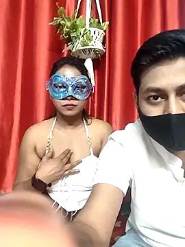 Snapshot of hornycouple654 chatting on 9, 10, 2025 hornycouple654 online show from 9, 10, 2025