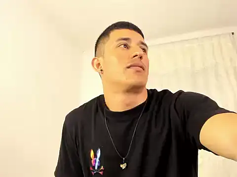 Muscle man07 online show from 13, 11, 2025