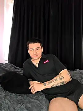 Sweet Little Lie online show from 29, 10, 2025