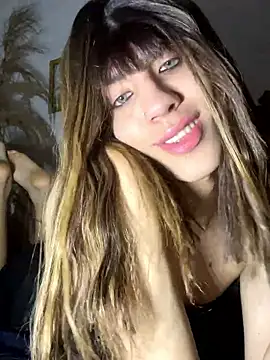 Snapshot of SiaraRealist chatting on 9, 1, 2026 SiaraRealist online show from 9, 1, 2026