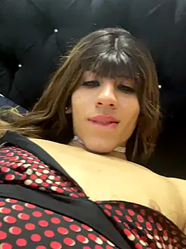 SiaraRealist online show from 1, 12, 2025