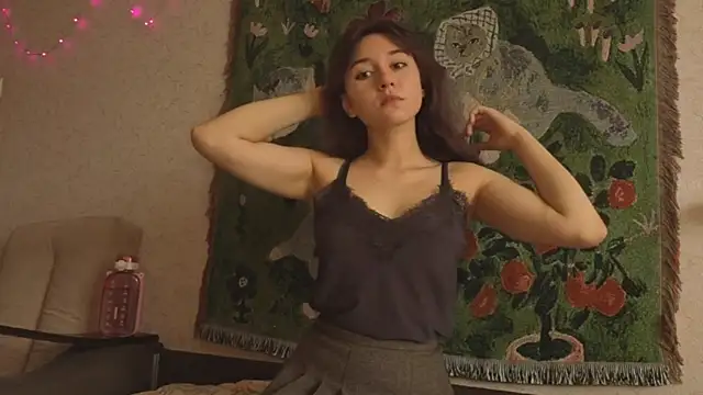 MiaLovelyOne online show from 15, 4, 2026