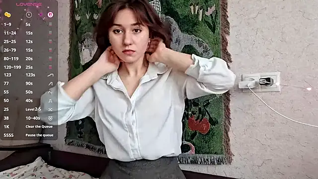 MiaLovelyOne online show from 29, 3, 2026