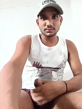 Snapshot of BiggerDickGuy chatting on 12, 7, 2026 BiggerDickGuy online show from 12, 7, 2026