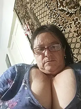 Snapshot of MilaCold5443 chatting on 8, 7, 2026 MilaCold5443 online show from 8, 7, 2026