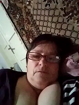 MilaCold5443 online show from 18, 4, 2026