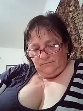 MilaCold5443 online show from 19, 4, 2026