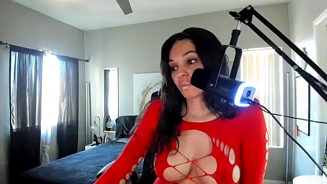 Myonnathegod online show from 10, 11, 2025