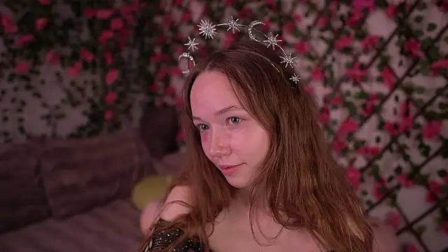 Petite Polly online show from 28, 11, 2025