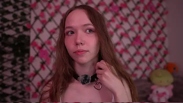 Petite Polly online show from 19, 10, 2025