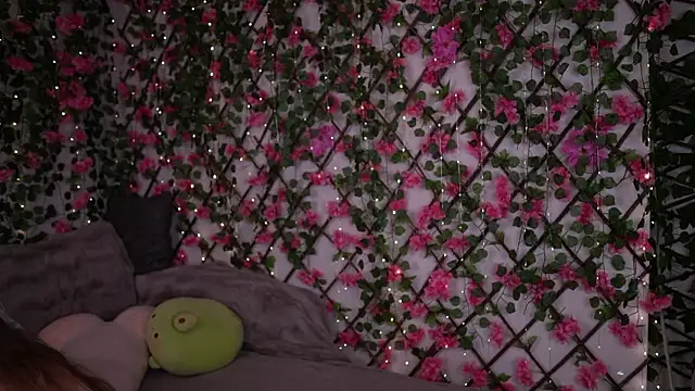 Petite Polly online show from 22, 2, 2026