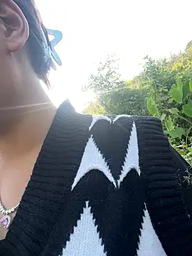 hello-cute online show from 27, 11, 2025