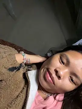 hello-cute online show from 13, 11, 2025