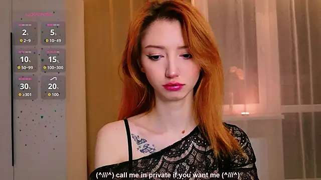 Snapshot of FoxyChpoxi chatting on 13, 10, 2025 FoxyChpoxi online show from 13, 10, 2025