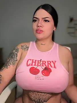 Snapshot of dulcemarianh_ chatting on 15, 7, 2026 dulcemarianh online show from 15, 7, 2026