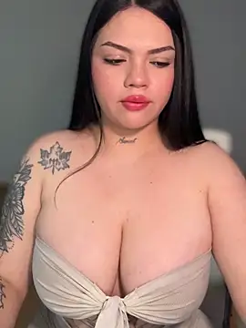 dulcemarianh  online show from 17, 4, 2026