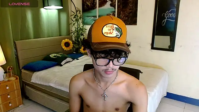 AsianCarl online show from 4, 11, 2025