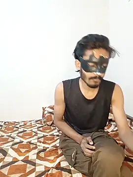 Lovebirdss online show from 18, 11, 2025