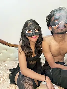 Lovebirdss online show from 19, 12, 2025