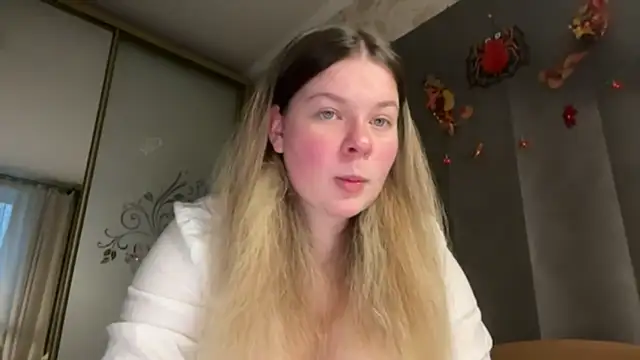 Crave Elise online show from 15, 11, 2025